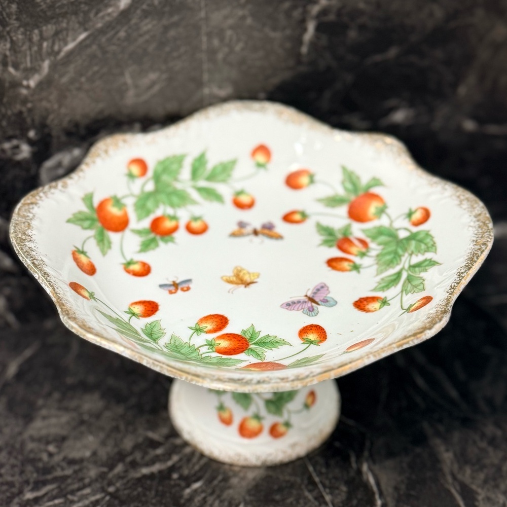 NORLEANS Cake Stand with Strawberries and Butterflies - Picture 3 of 15